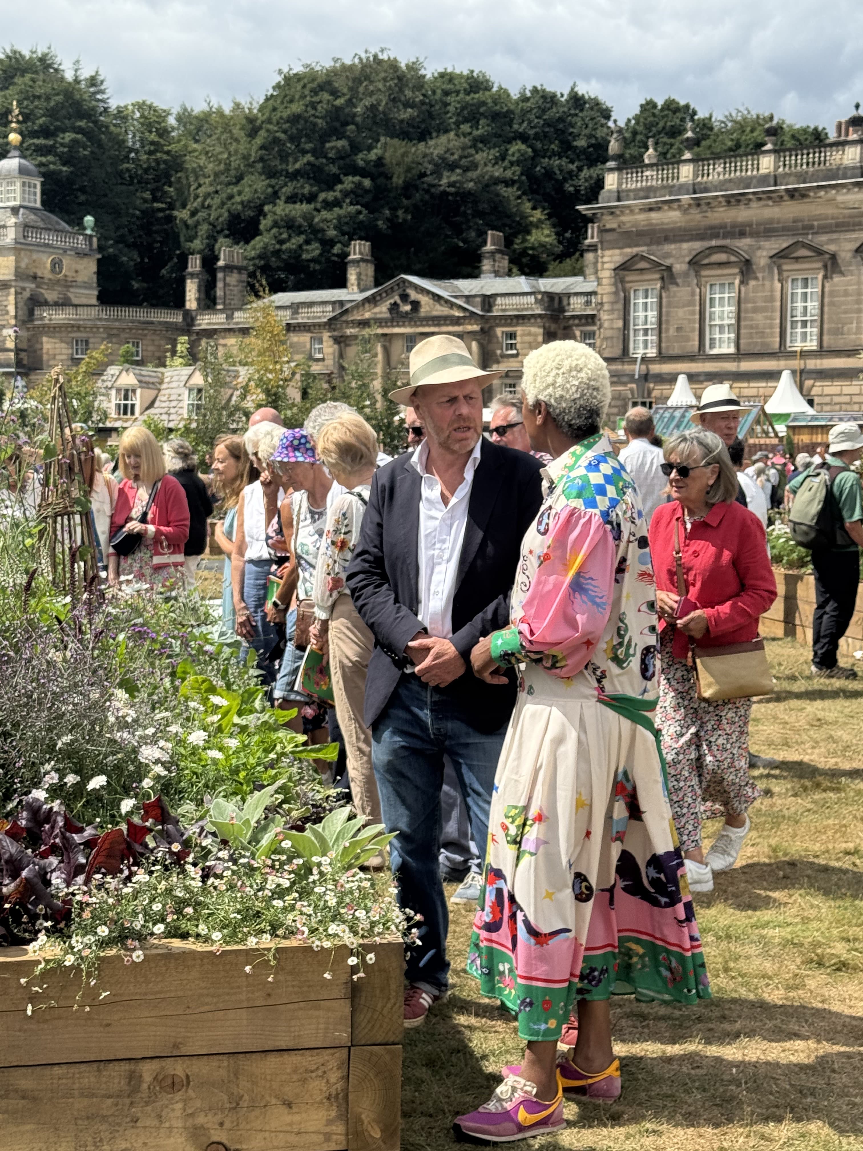 We are absolutely thrilled to have been featured on BBC’s Gardeners’ World, where our pride and joy—The Living Larder Long Border—took center stage! It was an incredible honor to showcase how effortlessly you can blend aesthetics with appetite, proving that high-yield, organic crops and stunning, pollinator-friendly flowers can thrive side-by-side in a narrow garden footprint. Whether you caught the episode or are just discovering us now, you can explore our curated plant packs and design guides right here to bring this exact award-winning, edible elegance into your own backyard.